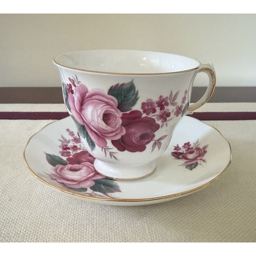 Vintage Queen Anne 8523 Bone China Tea Cup and Saucer Set Made In England